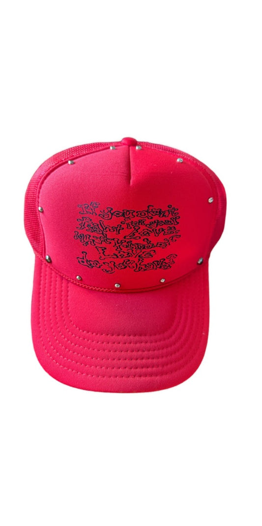 DECIDE LOVE STUDDED MESH CAP [RED]